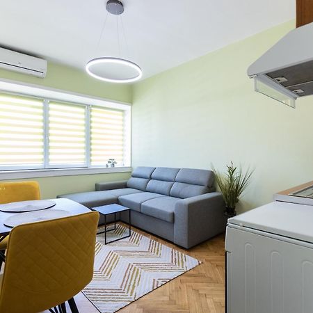 Апартаменты 1Bdr Flat In Center Of Sofia Vitoshka Blvd Экстерьер фото